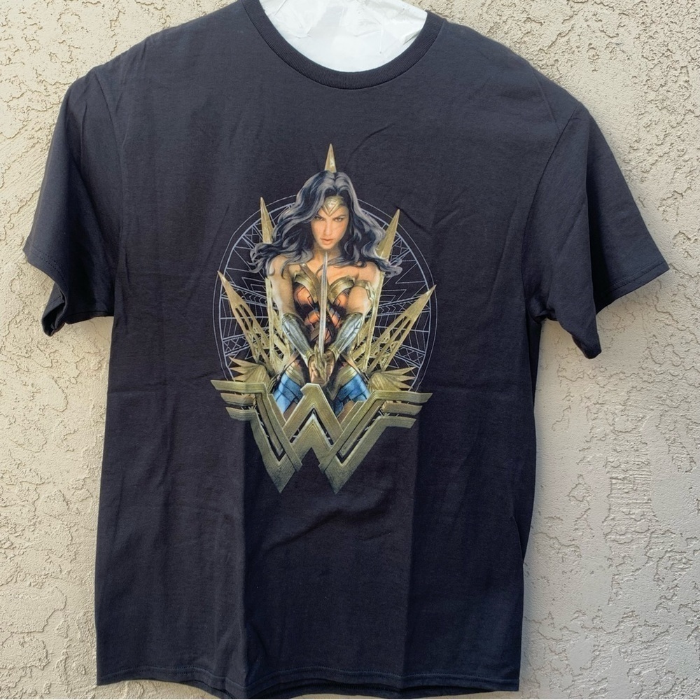 Men's Wonder Woman T Shirt DC Comics Licensed Tee  - Gal Gadot NEW
